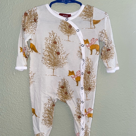 MilkBarn Footsie - Picture 2 of 4